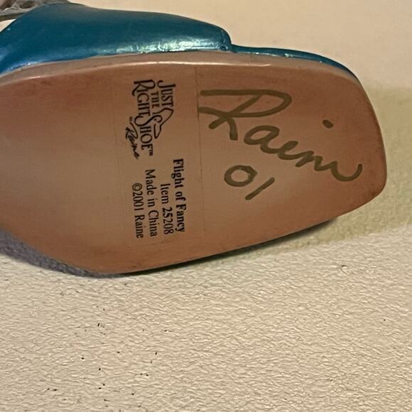 Just the Right Shoe Flight of Fancy Signed by Raine - Picture 14 of 15